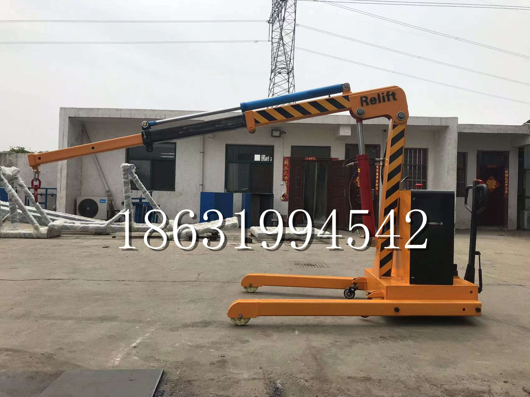 新乐市久征定做3吨三轮随车吊 农用园林绿化移树吊 平板工程用小吊机